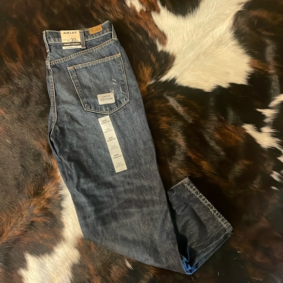 NWT Ariat Ultra High Rise Tomboy Straight Jeans - Picture 5 of 6